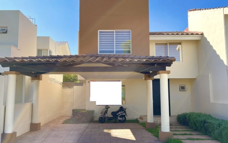 Casa en Venta en Quintas de Monticello, al Norte de Aguascalientes.