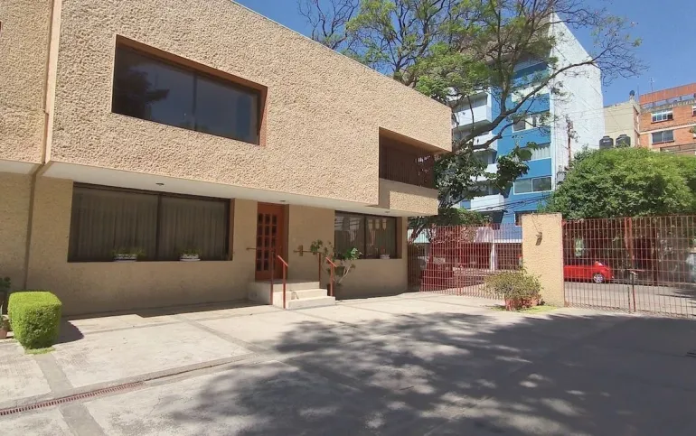 Precio de oportunidad! Casa en condominio en Del Valle