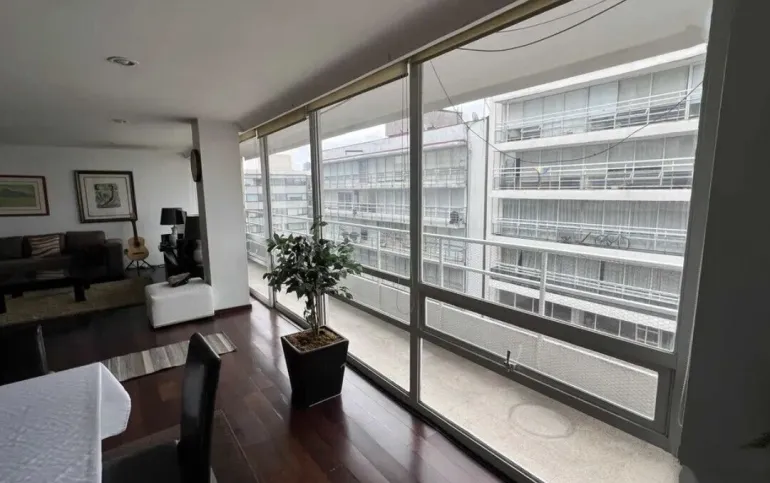 Departamento en Venta con Balcón  en POLANCO