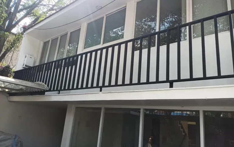 SE VENDE CASA EN DEL CARMEN, COYOACÁN.