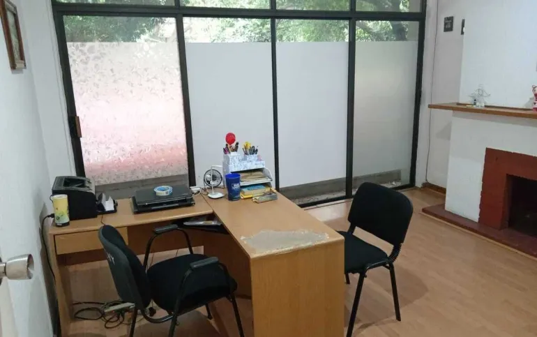 ESTUPENDA  OFICINA AMUEBLADA EN CONDESA