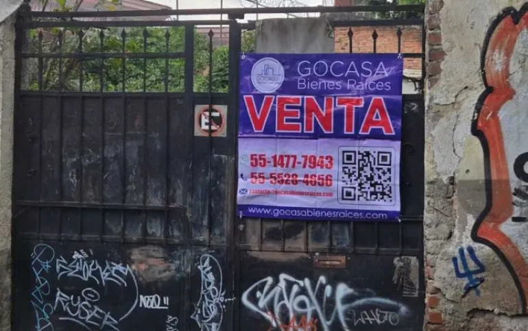 Casa en venta como terreno con uso de suelo, Tlalpan Centro