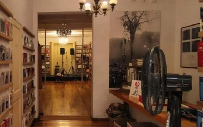 VENTA CASA CON USO DE SUELO, ROMA NORTE