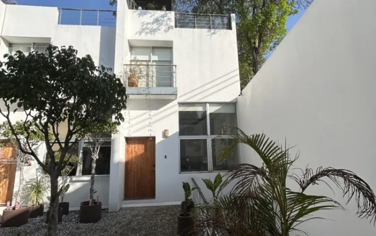 Casa en condominio en venta o renta
