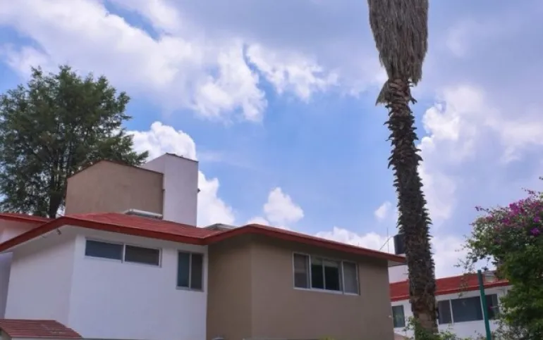 ACOGEDORA CASA EN AV. TOLUCA