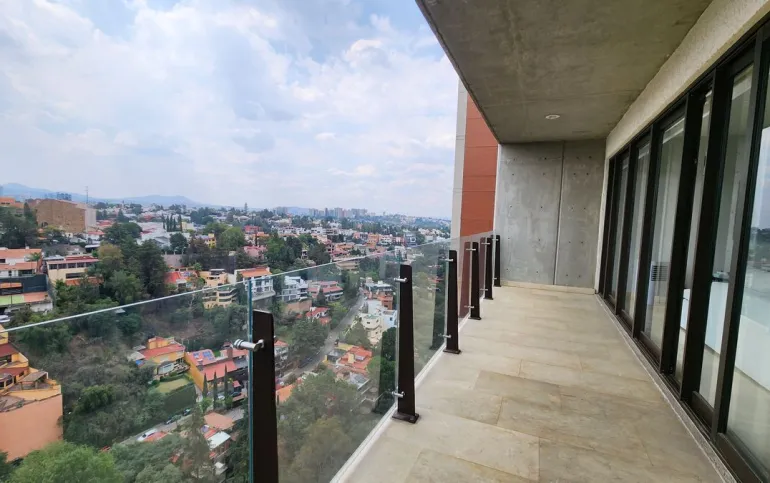 Departamento con terraza en Residencial Tiara, Lomas de Tecamachalco