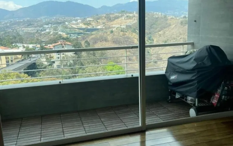 Departamento amplio remodelado en venta en La Enramada