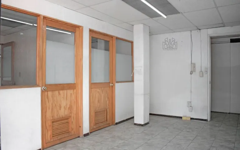 Espacio amplio y dinámico frente a Condesa