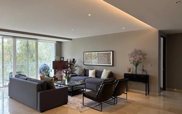 DEPARTAMENTO EN VENTA CON BALCÓN EN MEDITERRÁNEA