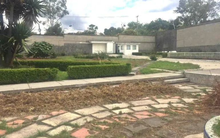 TERRENO EN VENTA EN LOMAS DE CHAPULTEPEC PARA CONSTRUIR 2 CASAS