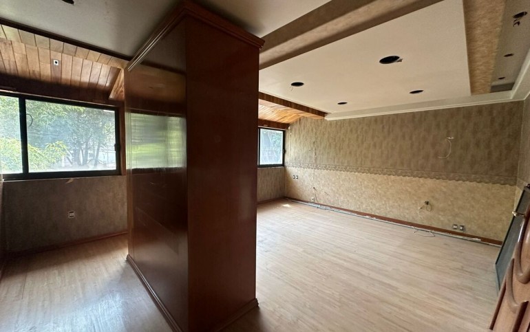 EDIFICIO PARA REMODELAR EN LA  ROMA !!