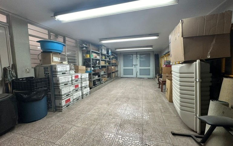 EDIFICIO PARA REMODELAR EN LA  ROMA !!