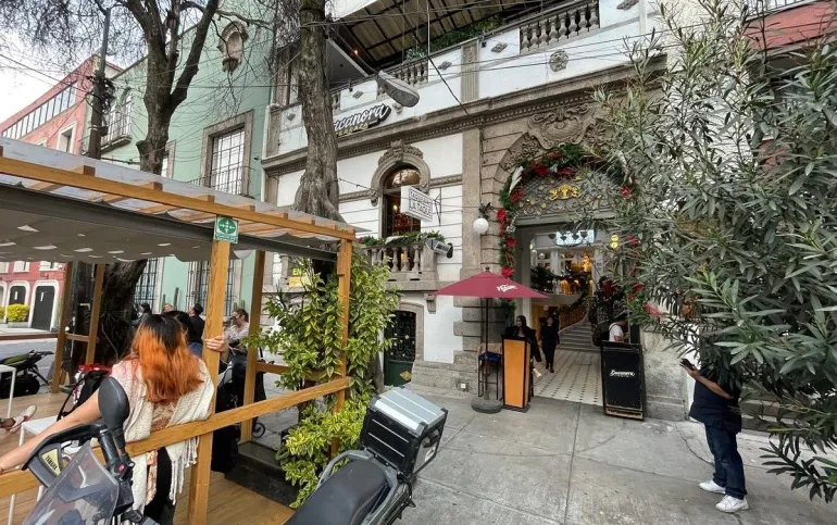 Se Rent local en l col Roma Tonala