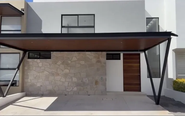 Estrena casa en venta Cañadas  del Lago con recámara en PB, Corregidora, Qro