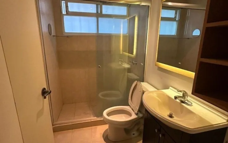 Renta local a pie de calle Newton  211