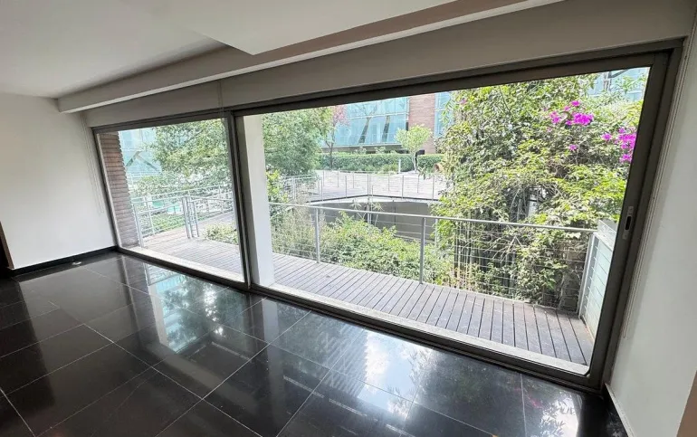 Exclusivo Departamento en Venta – Tres Picos