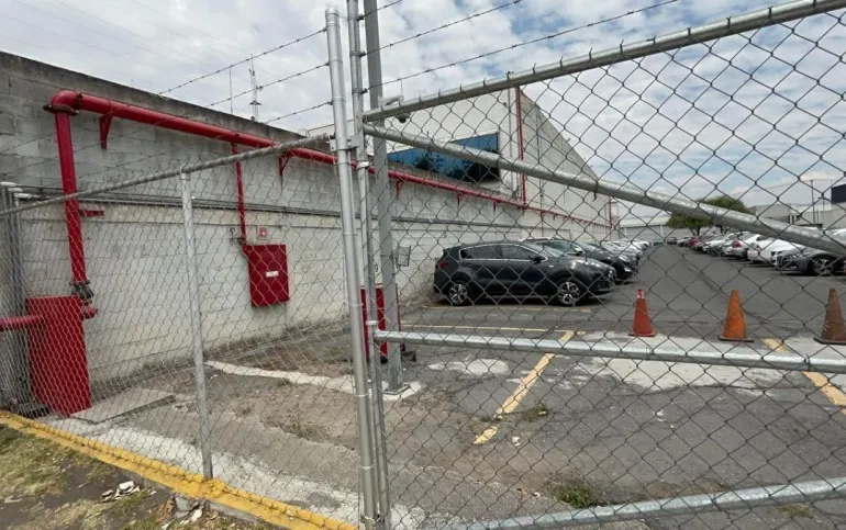TERRENO EN VENTA USO COMERCIAL - INDUSTRIAL EN AEROPUERTO TOLUCA