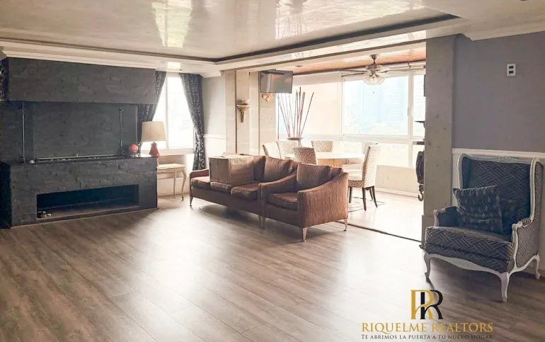 MUY AMPLIO DEPARTAMENTO CON EXCELENTES VISTAS