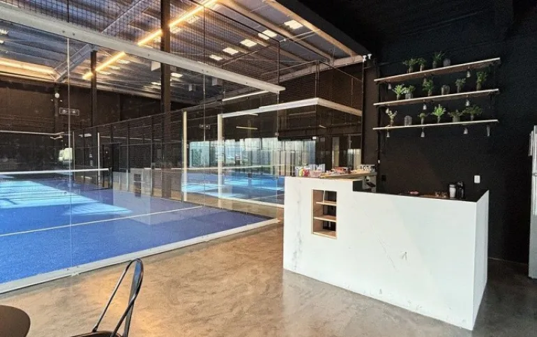 Renta Local para cafetería dentro de Club de Pádel, Bosques de las Lomas