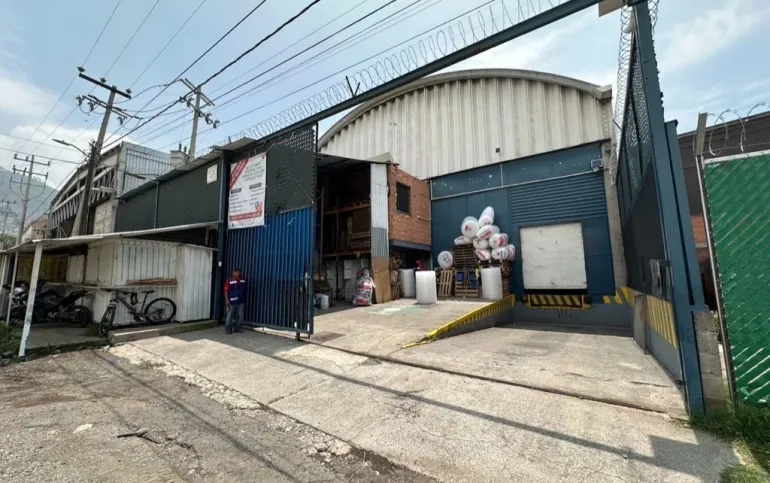 Bodega Industrial en Renta - Oportunidad Única en Zona Estratégica