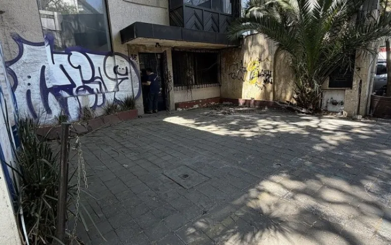 Se vende casa como terreno en polanco casi Mazarik