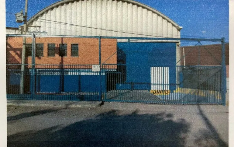 A UN PASO DE LA CARRETERA MEXICO PACHUCA