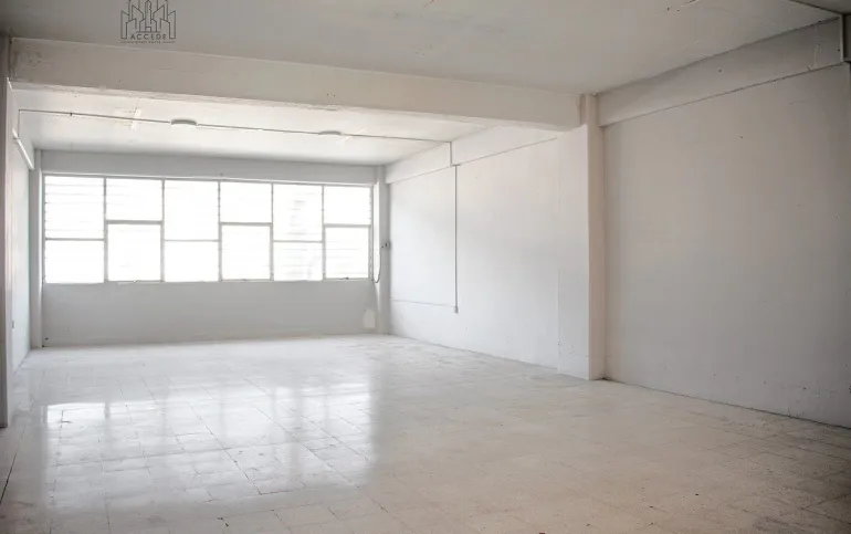 Tu negocio merece estar EN EL CENTRO DE TODO. Literalmente.