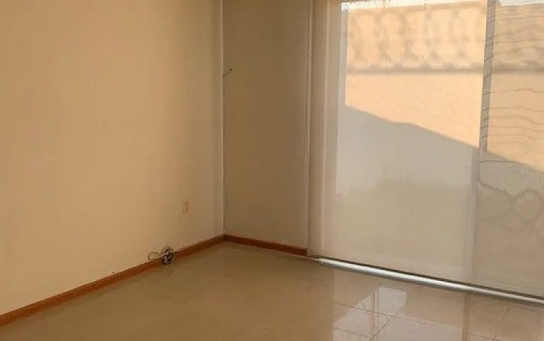 CASA EN FRACC EL SAUCEDAL ZONA ANGELOPOLIS