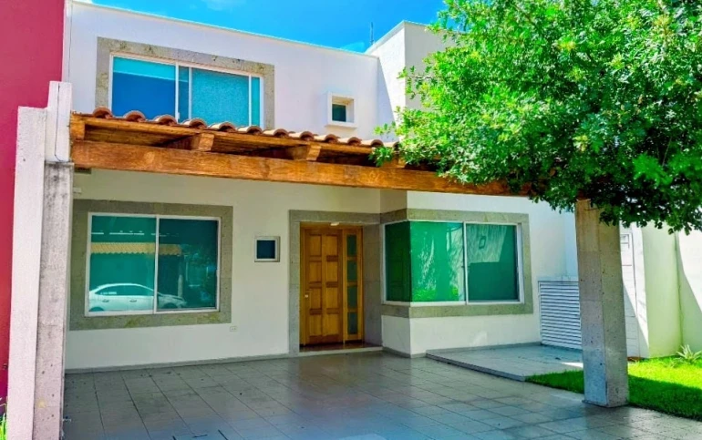 Casa en venta al Norte de Aguascalientes