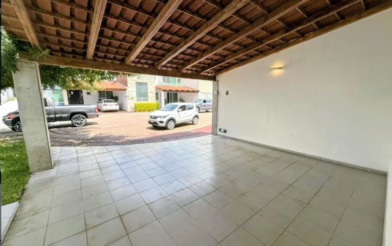 Casa en venta al Norte de Aguascalientes