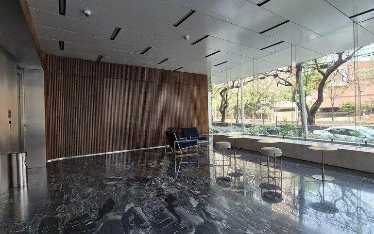 Oficina en Renta en Polanco, sobre Ejército Nacional