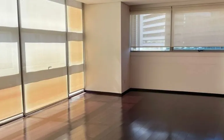 RENTA  SOBRE AVENIDA SANTA FÉ  VISTA A LA MEXICANA