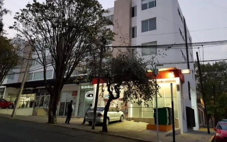 DEPARTAMENTO EXTERIOR COMO NUEVO EN ÁGUILAS BAJAS