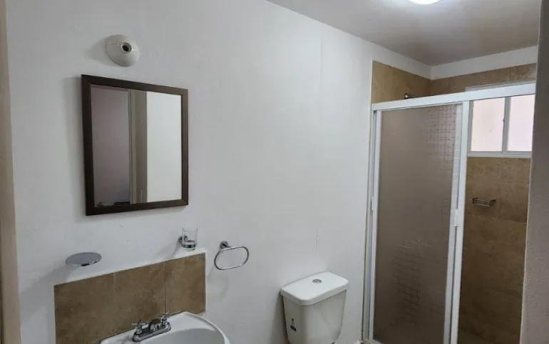 Habitación Amueblada - Servicios Incluidos -Cañaveral Sur de León, Gto