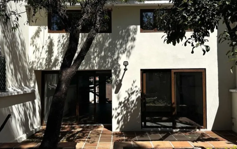 PRECIOSA REMODELADA EN VISTA HERMOSA