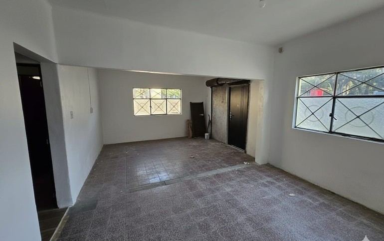 Rento casa en colonia Educacion $18,000.00