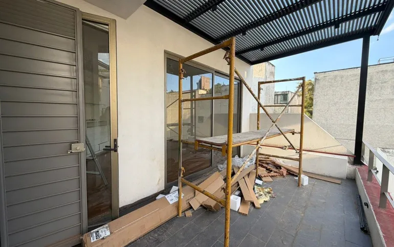 Exclusivo Departamento con Terraza Privada – San Miguel Chapultepec