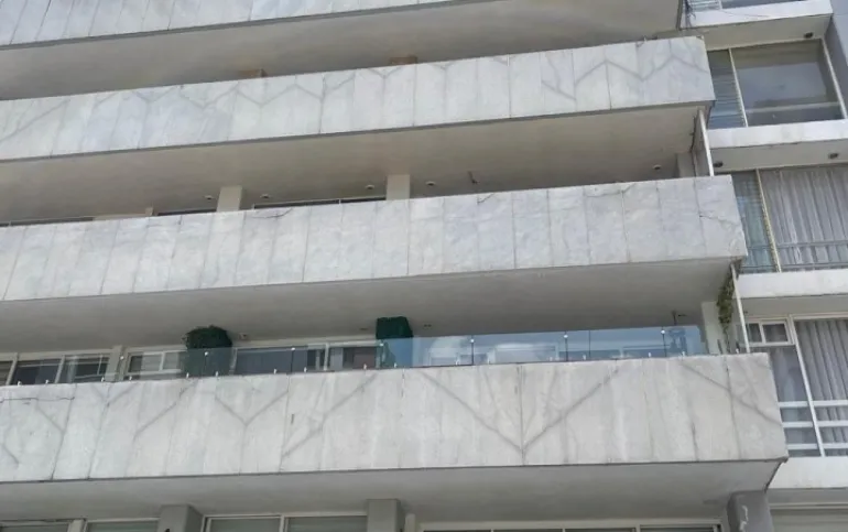 Venta departamento PH en la del Valle