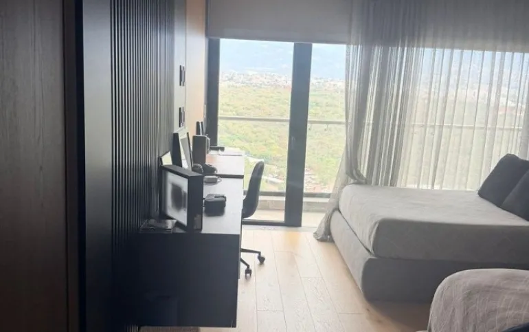 Se vende departamento en Origina Pedregal con terraza en piso alto