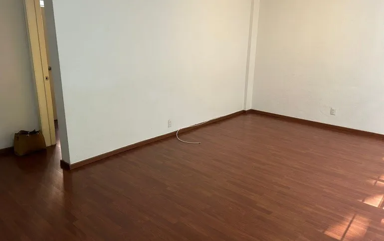 SE VENDE DEPARTAMENTO EN COLONIA DEL VALLE.