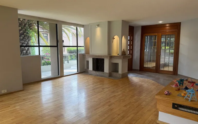Renta de casa en Residencial Acueducto, Lomas Country Club, Interlomas