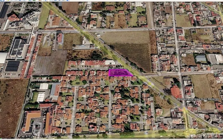 TERRENO EN ESQUINA VENTA Y RENTA  — AV. BENITO JUÁREZ, METEPEC