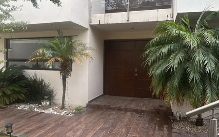 Vendo casa en Bosque Real $21,850,000.00