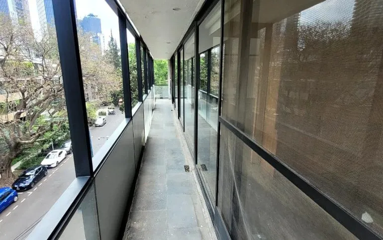Departamento con balcón en Tres Picos Polanco