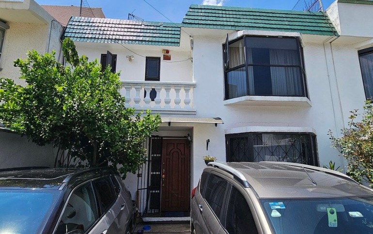 Casa en venta en la colonia Coapa Villa Quietud, Coyoacán, CDMX.