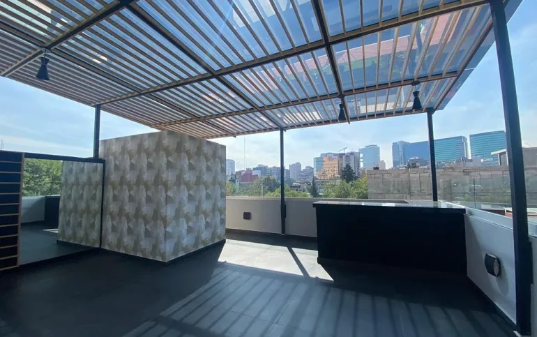 En Renta Exclusivo Garden House con amplios espacios