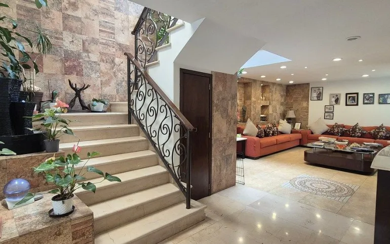 Casa en Venta en Lomas de Tecamachalco