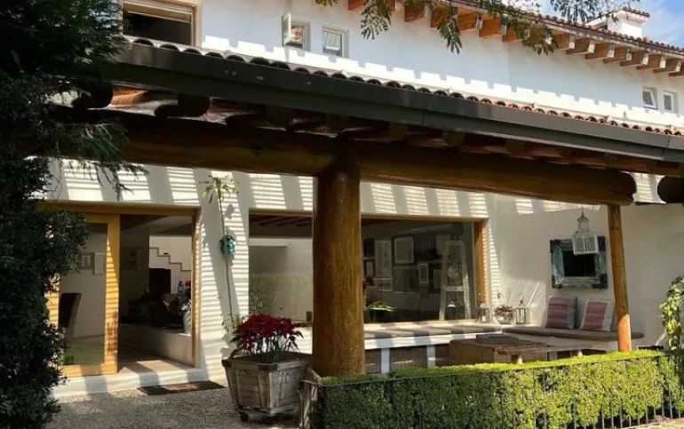 Hermosa casa en renta, en fraccionamiento cerrada, Jardines del Pedregal