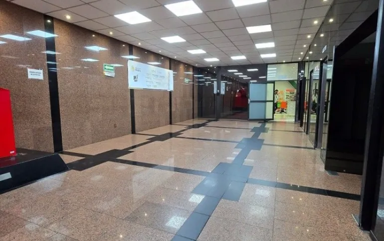 OFICINA EN RENTA, EXCELENTE UBICACIÓN