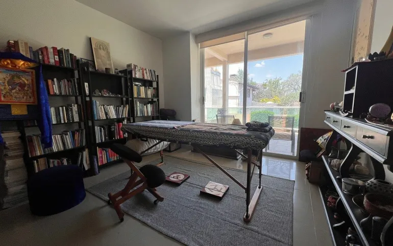 Departamento en venta con amplia terraza en Las Águilas